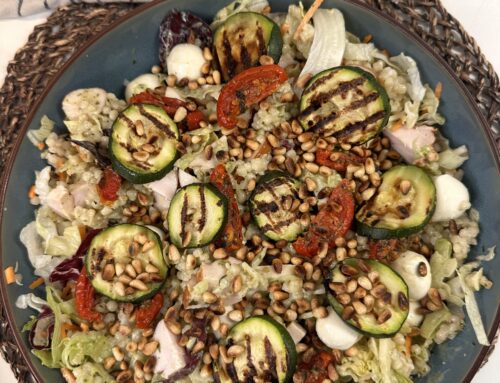 De parelcouscous salade met gerookte kip en een pesto dressing 🥗🥬🍗